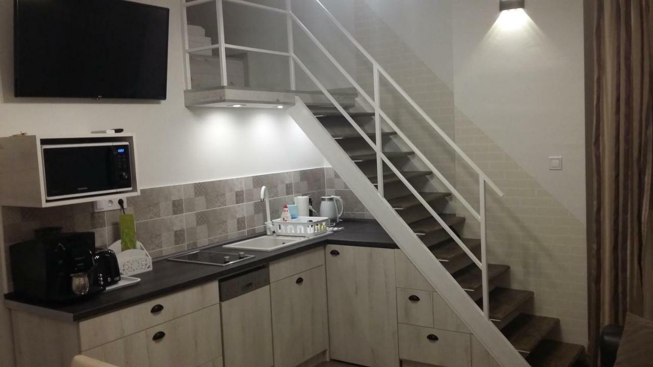 Kossuth Apartmanok Debrecen Buitenkant foto